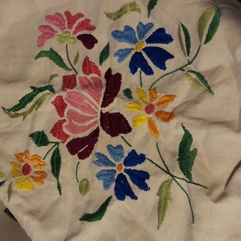 Vintage needle point pillow cover